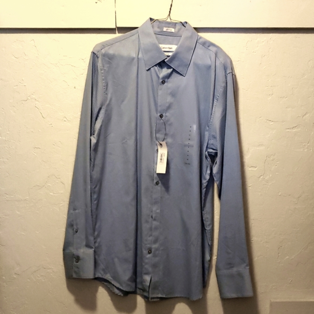 Calvin Klein Classic Fit dress shirt